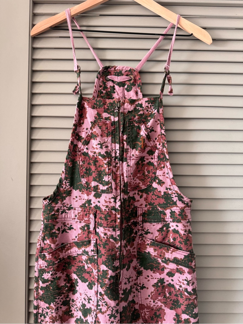 Anthropologie Pilcro | Pink & Olive Camo Painters Overalls ~ US 27 - Picture 9 of 13